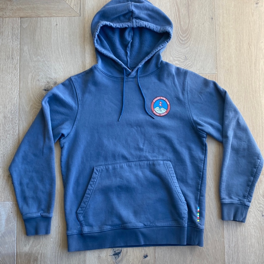 Men’s Mountain Hardwear Hoodie